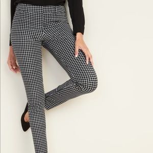 Old Navy Pixie Mid-Rise Pants 10 Tall